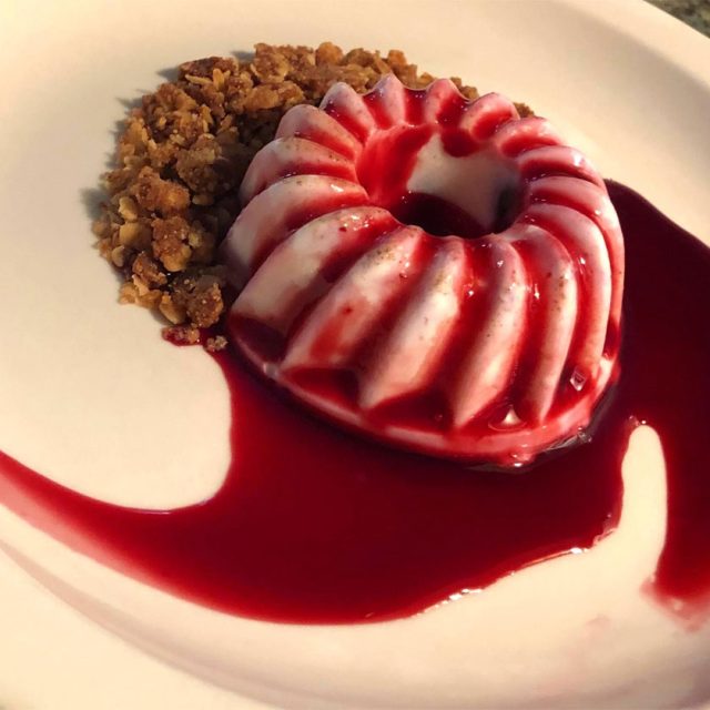 Panna Cotta with Raspberry Sauce