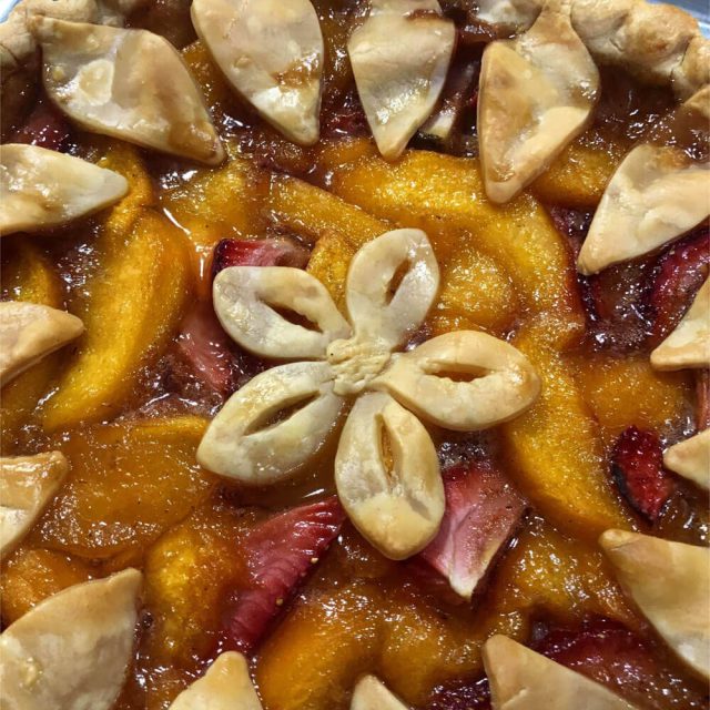 Peach Strawberry Pie